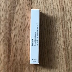 Glossier boy brow in Black Noir